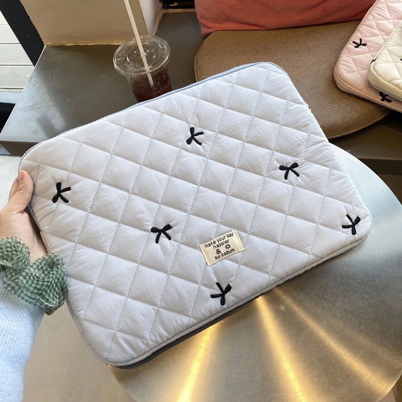 Süße Laptoptasche mit Schleife